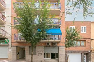 Local commercial  C/ anselm clavé. Solvia inmobiliaria  locales olesa de montserrat