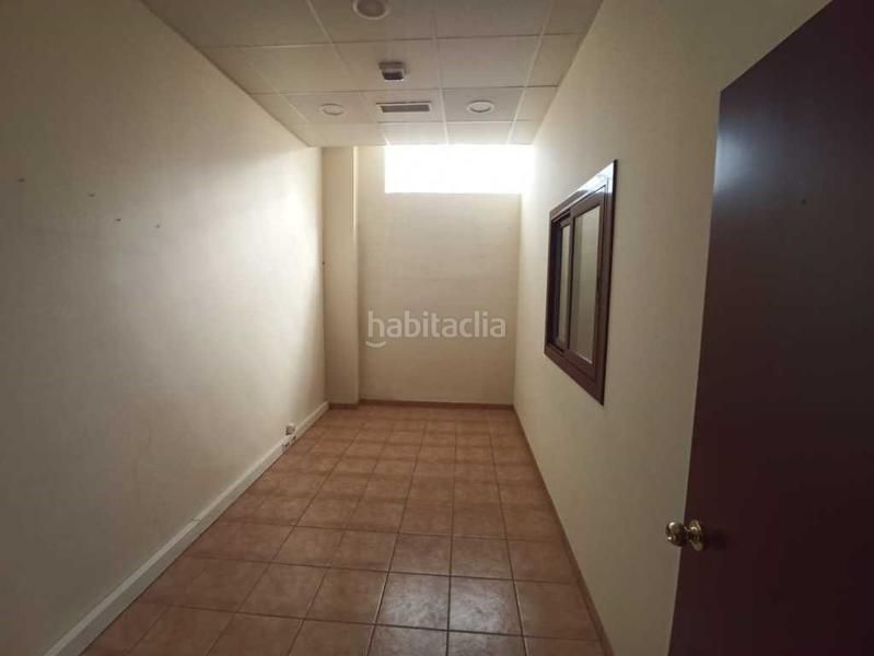 Foto f0569ecc-88b2-4221-9430-7536f5f976e9. Local comercial a Nord Oest - Can Noguera Garriga (La)