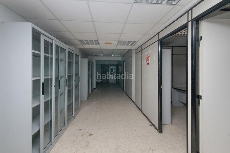 Foto 7b9a89f3-a39e-43b9-ae28-92fa2f7b05db. Local comercial solvia inmobiliaria locales hospitalet de llobregat el en Hospitalet de Llobregat (L´)