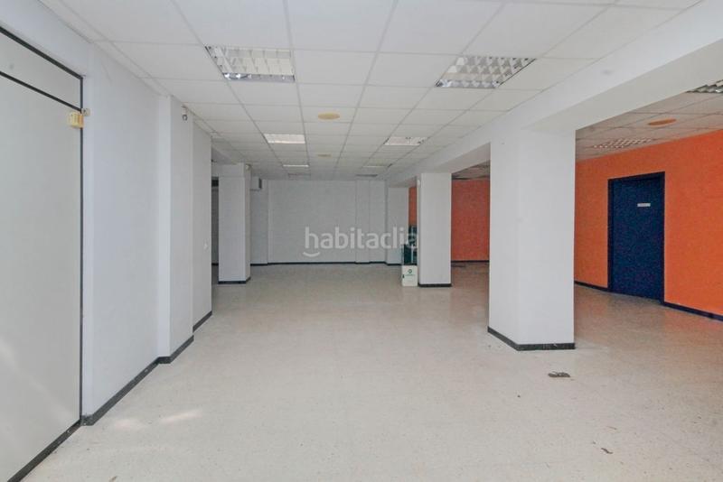 Foto 82e15614-fa15-45b7-a54e-a7fe2dd86afe. Local comercial solvia inmobiliaria locales hospitalet de llobregat el en Hospitalet de Llobregat (L´)