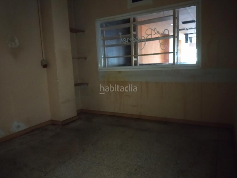 Foto b905392d-61b5-4de7-a9c9-5a1b6e89e5bc. Local commercial dans Centre Sabadell