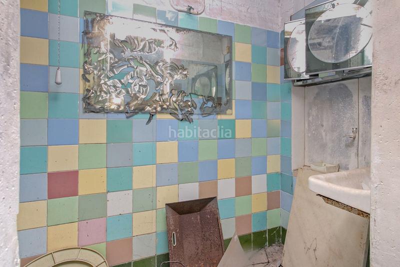 Foto c4ef71c1-f1d4-4d34-b746-501468cf353b. Local comercial a Torrent d'en Pere Parres Terrassa