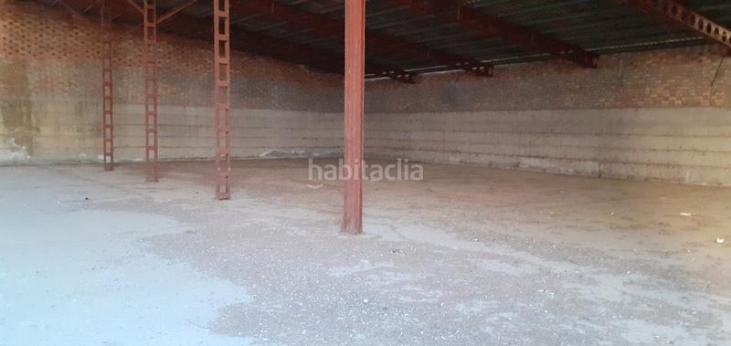 Foto f15fe77c-e02c-4057-b2b4-663c7af78bf6. Industrial building in Aitona