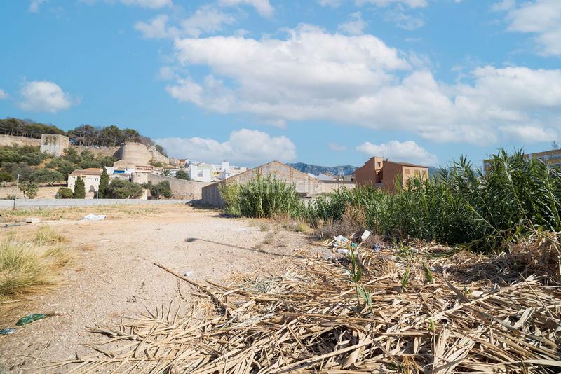 Foto a2a2373d-6b35-4726-87d7-3740af97d939. Finca rústica solvia inmobiliaria solares en Centro Urbano Dénia