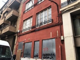 Edificio en C/ riu éssera. Solvia inmobiliaria - edificio lleida