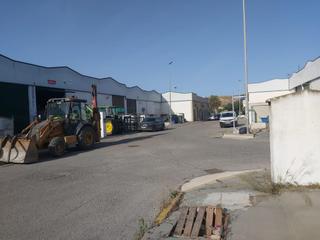 Nau industrial  C/ zambia. Solvia inmobiliaria  nave industrial jerez de la frontera
