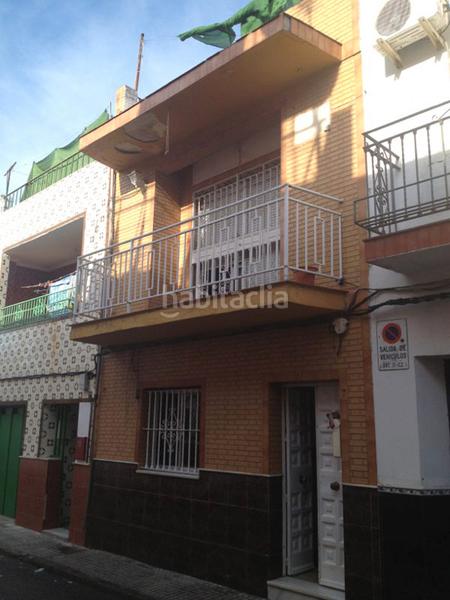 Foto 10c4e3d0-fcb7-4089-8203-ce640579e24c. Chalet solvia inmobiliaria chalet independiente en Sevilla
