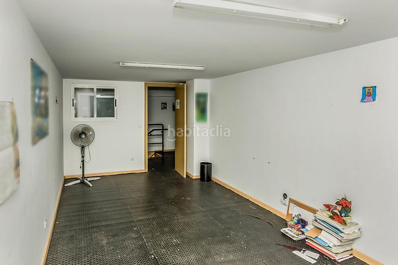 Foto 46f0db84-93d6-4105-be44-09ef85e09703. Local comercial a Centro Ponferrada