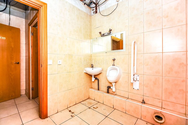 Foto ae04c1ca-9a28-4271-9d4f-4b7e36b89d1d. Local comercial a pla de maset - cap de Salou Salou