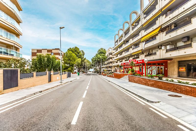 Foto d5ece31a-544c-4bfb-b7ba-f33181ed10ec. Local comercial a pla de maset - cap de Salou Salou