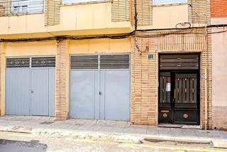 Pis  C/ san luis. Solvia inmobiliaria  piso yecla