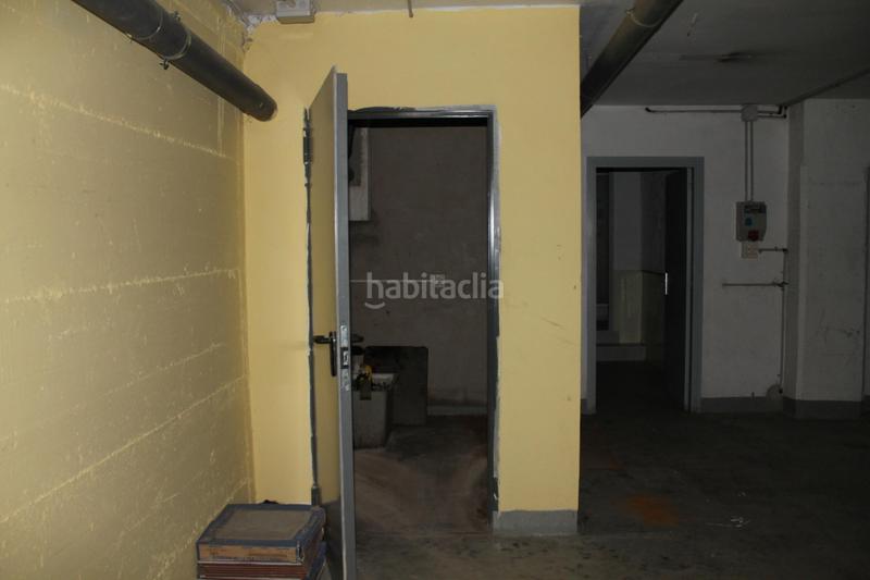 Foto 7038abf3-71f0-4748-9593-698ae5e49af2. Local commercial dans Mercat Rubí