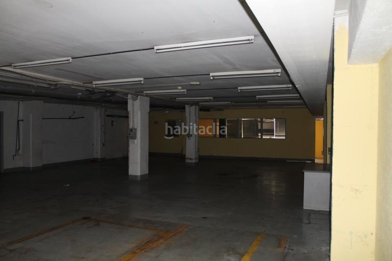 Foto d2b5a1b8-e7f3-46a0-a5ab-2aff34b05fab. Local commercial dans Mercat Rubí