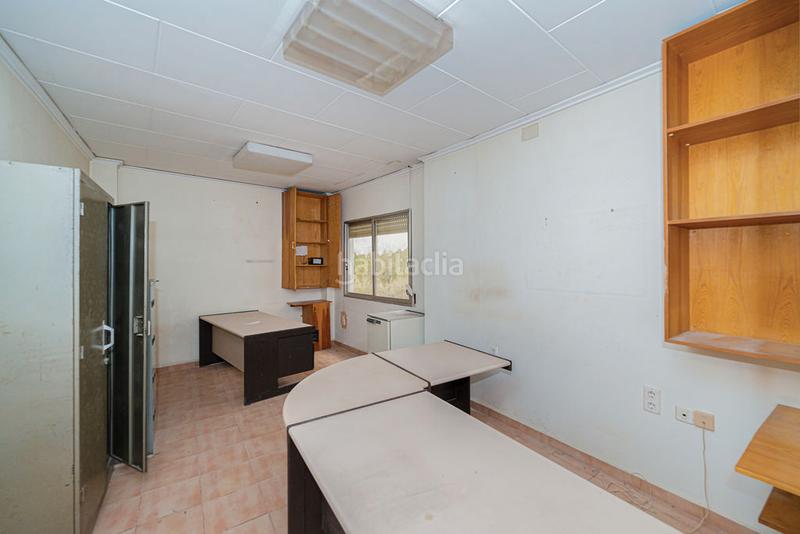 Foto 950ff2f9-f0d6-414f-b8ac-13b68e486326. Locale commerciale in Pego