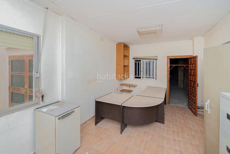 Foto faae8519-6575-4e82-82b6-b96a3e2d22ea. Locale commerciale in Pego