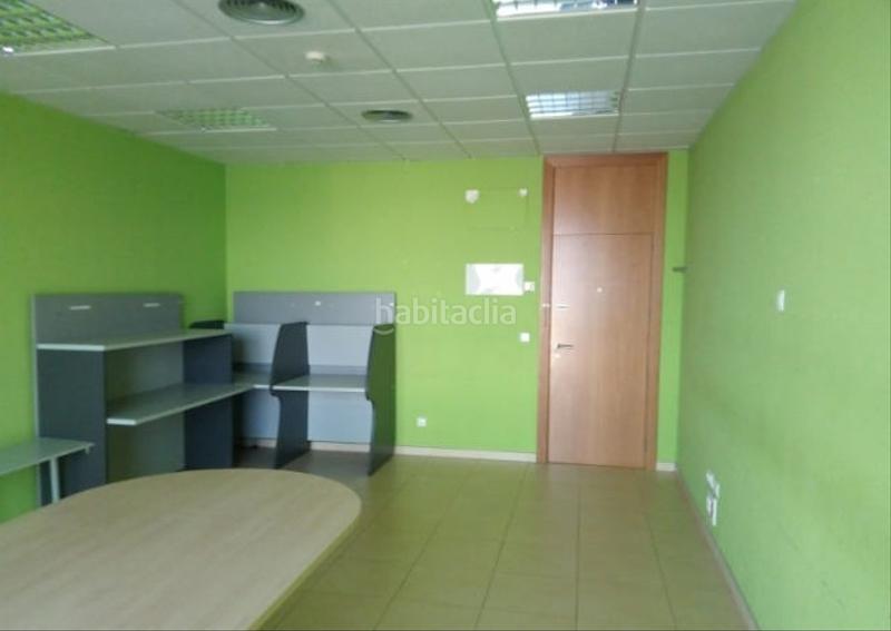 Foto b4721a10-0da6-4571-800b-496ccdcbe9dd. Office space with parking in San Jerónimo - La Bachillera Sevilla