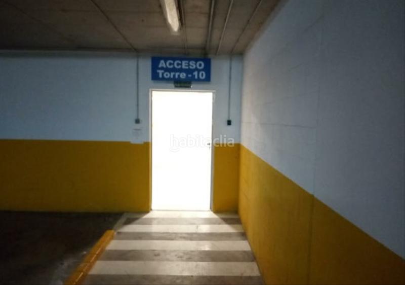 Foto d9c6b2d9-03a8-4f53-b7d3-0b162318e4a4. Office space with parking in San Jerónimo - La Bachillera Sevilla