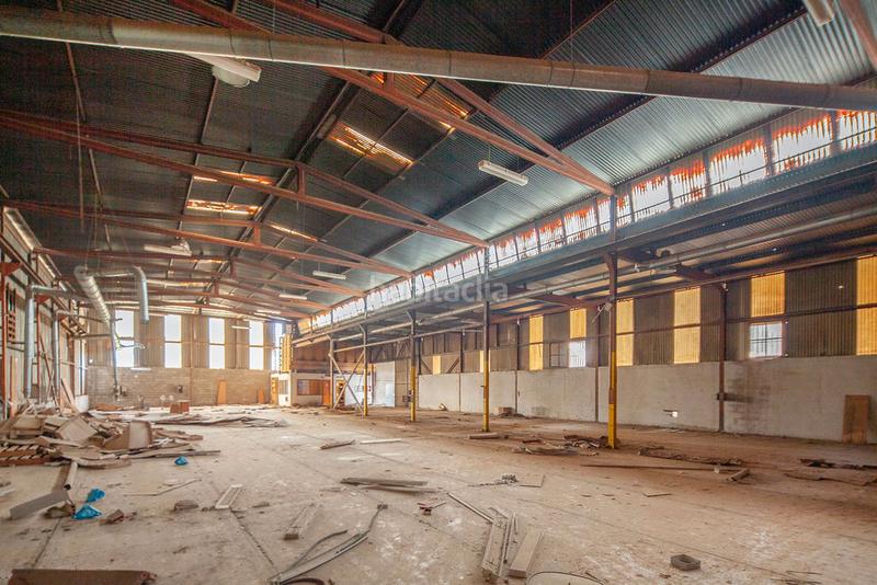 Foto 6ce4216e-6f70-4600-85ed-c5e5e94effa2. Capannone industriale in Xàtiva