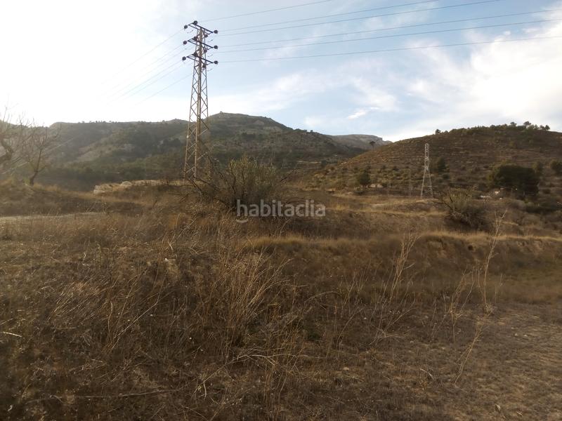 Foto c25ea2ef-9f60-4ea9-be5b-d41b0d79ffec. Finca rústica solvia inmobiliaria suelo rústico alcoy en Alcoi