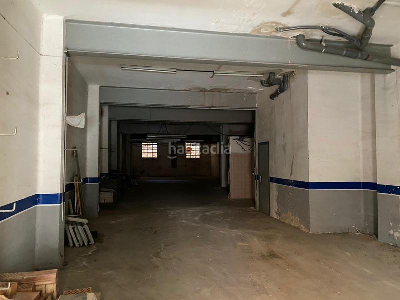 Foto 1f00bd17-90b4-49b9-b3cb-6343fecb3293. Local comercial solvia inmobiliaria locales en Plaça Catalunya Manresa