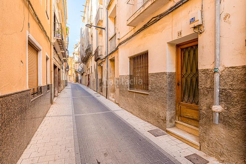 Foto d843dab5-bfd3-482d-88d9-5f12f45d78db. Chalet in Xixona