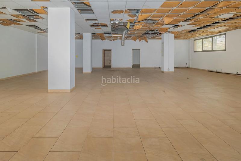 Foto 4e6cd20a-fecf-48e8-9b37-d3ea99527ca9. Local comercial a Can bassa Granollers