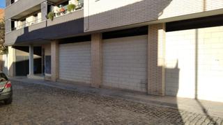 Local Comercial  C/ nuestra señora montserrat. Solvia inmobiliaria  locales borges blanques les