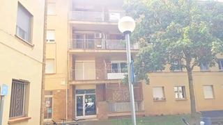 Piso  C/ pala. Solvia inmobiliaria  piso olot
