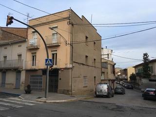 Edifici  C/ migdia. Solvia inmobiliaria  edificio navàs