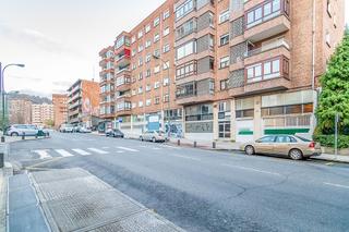 Local commercial  C/ amadeo deprit. Solvia inmobiliaria  locales bilbao
