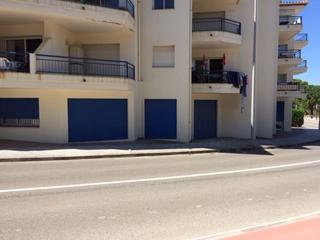 Business premise  Av de riells - residencial magda park -. Solvia inmobiliaria  locales escala l