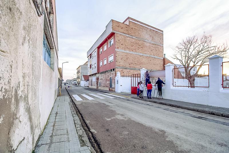 Foto da8e7410-ff24-4bdb-a079-f8f6b3443ff5. Oficina solvia inmobiliaria oficinas en Socuéllamos