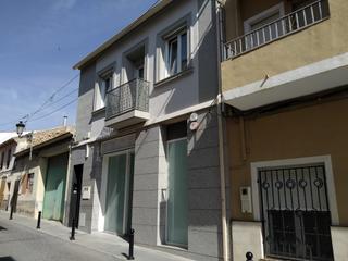 Local commercial  C/ colón. Solvia inmobiliaria  locales salinas