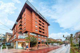 Local Comercial  Av navarra. Solvia inmobiliaria  locales beasain