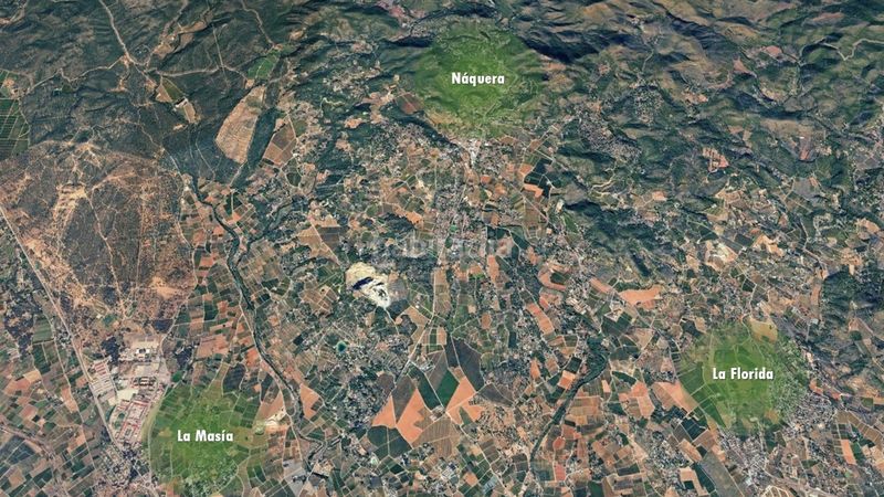 Foto a210ce7b-2132-4487-9562-777ac474d2dd. Finca rústica a Casco Urbano Náquera