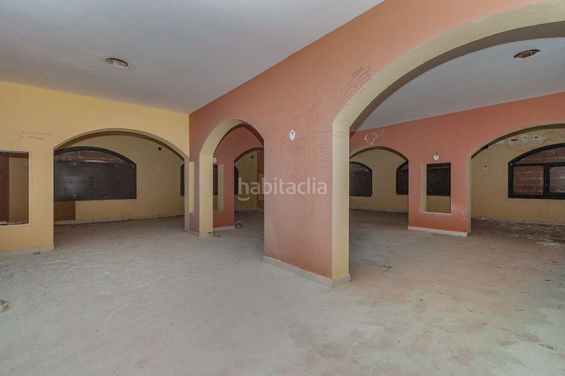Foto 366bf25e-9f44-4417-8758-2481aca77694. Edifici a Borges Blanques (Les)