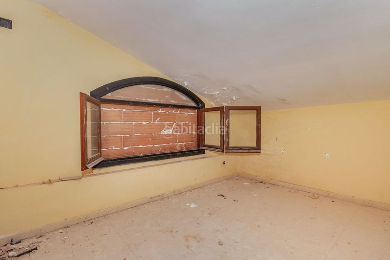 Foto 8e4dd38d-1e84-4eb8-a938-b70d9e5f425f. Edifici a Borges Blanques (Les)