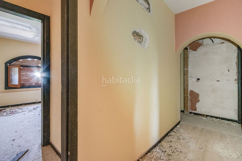 Foto 8e85e053-afc2-494b-b2bb-e390a2d3d32f. Edifici a Borges Blanques (Les)