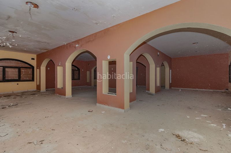 Foto f3f04a25-460a-41e0-9e35-99ec3247d2c8. Edifici a Borges Blanques (Les)