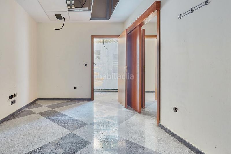 Foto af9b6472-b1a0-47e8-8f47-fb0ce5121609. Geschäftsraum in Centro Elda