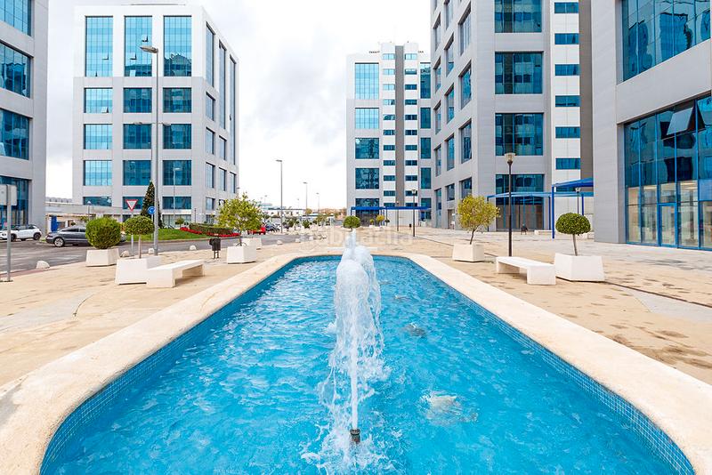 Foto 8203664e-8632-4050-bb93-38f23f2ac26a. Oficina solvia inmobiliaria oficinas en San Jerónimo - La Bachillera Sevilla