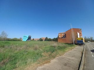 Edificio in C/ Reino de León