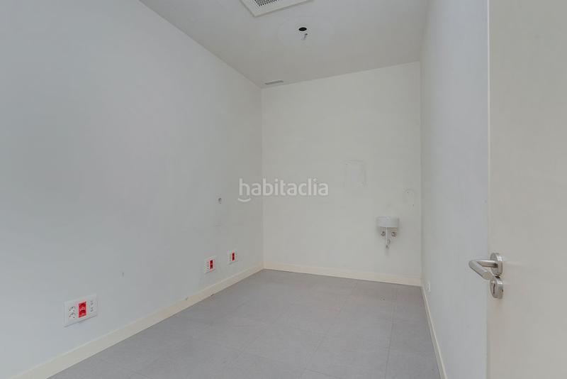Foto 0126dcb6-1900-478c-bb97-3dddd823b4d4. Local comercial a San Isidro Getafe