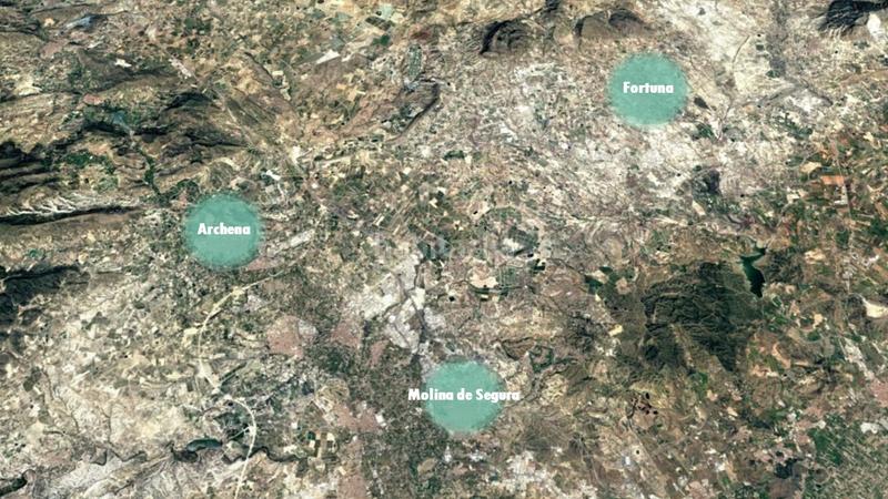 Foto e2e83a02-ad98-43a8-8f33-79f7ca4fac32. Finca rústica solvia inmobiliaria suelo urbano en Archena