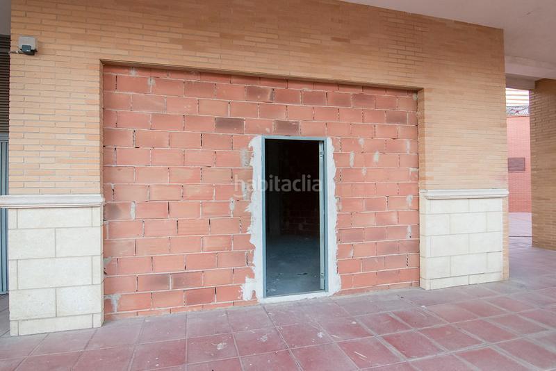 Foto c9ac6045-62ee-4cfa-a88a-fdc7f5fe21e2. Local comercial a Santomera