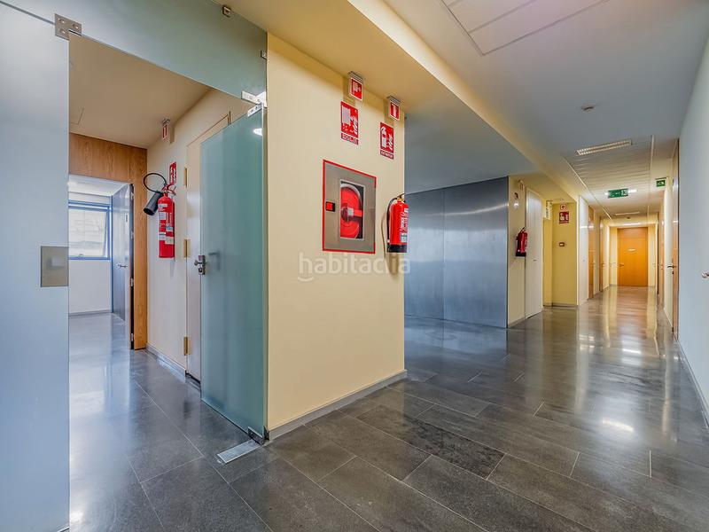 Foto 4407b47e-14e8-4327-9acf-1c92ac26a9f4. Bureau avec parking dans Torreblanca Sevilla