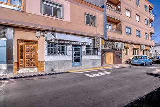 Local commercial  C/ ave maría. Solvia inmobiliaria  locales valdepeñas