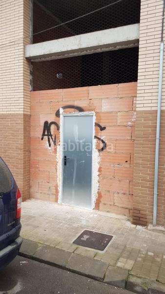 Foto d2c21a53-d218-4540-b491-ee9d255f6d13. Local comercial a Binéfar