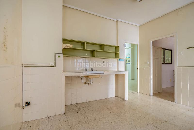 Foto 1b809e39-25eb-47ee-9d6b-c433ed42c689. Geschäftsraum in La Arena Gijón