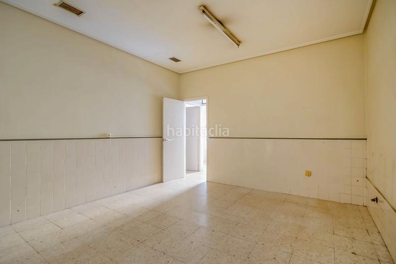 Foto e8f960d9-02eb-4bae-b74b-e361d2ff94b8. Geschäftsraum in La Arena Gijón